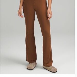 lululemon Groove SHR Pant